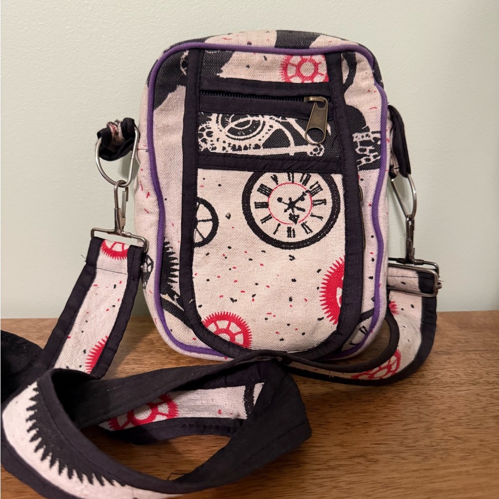 🍍Stylish Black and Red Women's Crossbody Bag